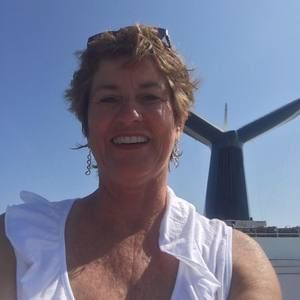 Meet your Posher, Becky